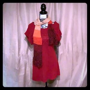 Lei maroon short sleeve sweater and scarf